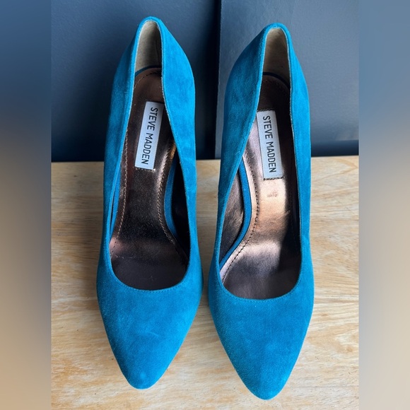 Steve Madden Teal Suede Heels - Picture 1 of 12